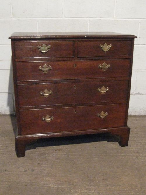 fig 1. LOVELY ANTIQUE GEORGIAN COUNTRY OAK SMALL CHEST OF DRAWERS C1780 WDB240/14.4