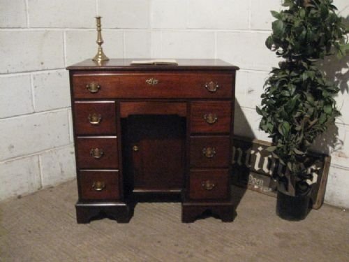 Antique Victorian Small Mahogany Pedastal Writing Desk C1860 Wdb210/14.4
