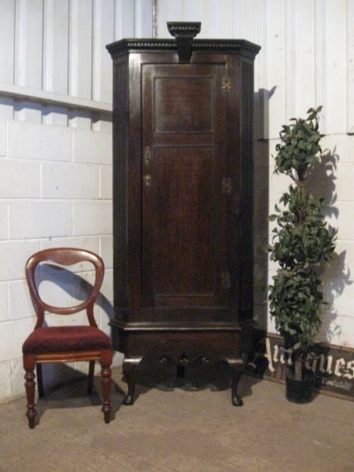 fig 1. ANTIQUE GEORGIAN OAK FULL HEIGHT CORNER CUPBOARD ON STAND C1780 WDB250/5.4