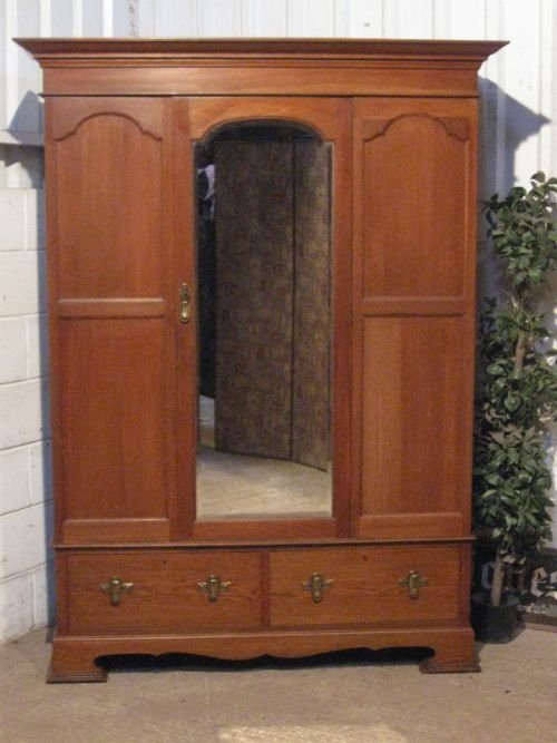 fig 1. QUALITY ANTIQUE ARTS & CRAFTS OAK DOUBLE WARDROBE ARMOIRE C1890 EWJM75/7.5