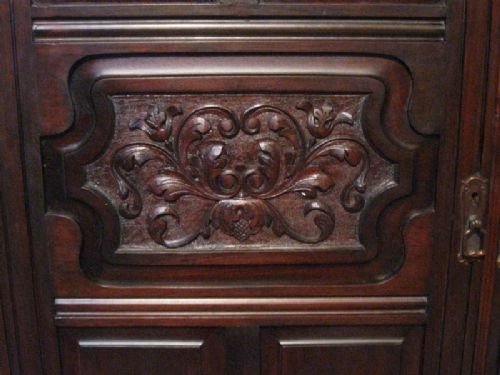 fig 1. LOVELY ANTIQUE ART NOUVEAU MAHOGANY WARDROBE ARMOIRE C1890 WDB85/12.5