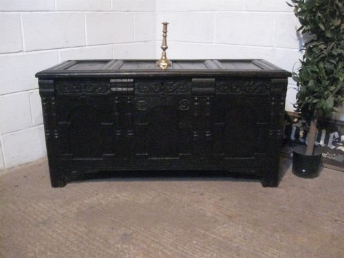 fig 1. ANTIQUE JAMES 11 COUNTRY OAK COFFER CHEST C1680 WDB180/22.6