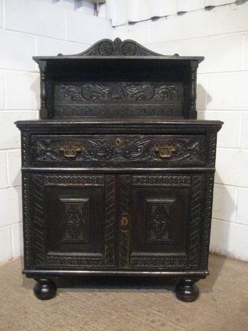 fig 1. ANTIQUE EARLY GEORGIAN CARVED OAK CUPBOARD SMALL CHIFFONIER C1740 WDB4895/12.7
