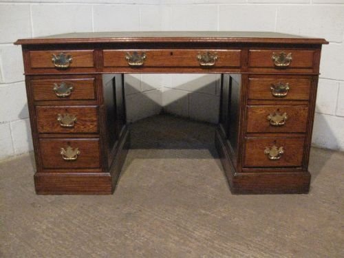 fig 1. ANTIQUE VICTORIAN OAK TWIN PEDASTAL KNEEHOLE DESK C1880 WDB150/12.7