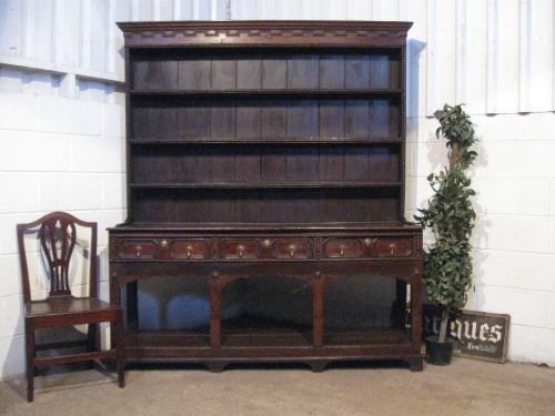 fig 1. ANTIQUE GEORGE 11 GEOMETRIC OAK POTBOARD DRESSER AND RACK C1750 WDB5023/1.9