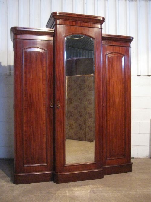 Antique Victorian Mahogany Breakfront Triple Wardrobe Compactum C1880 Wd4997/1.9
