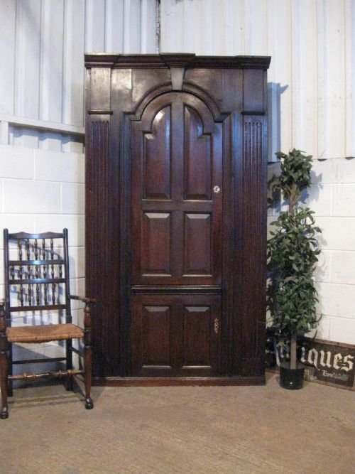 fig 1. ANTIQUE GEORGIAN OAK PEG JOINED FULL HEIGHT CORNER CUPBOARD CABINET C1740 WDB5009/7.9