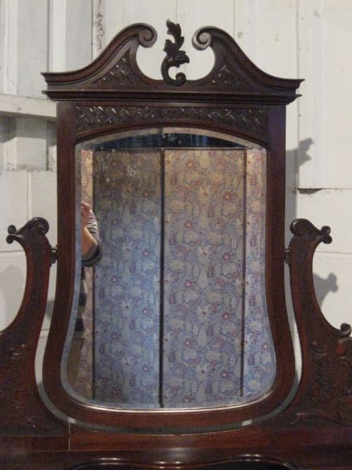 fig 1. ANTIQUE VICTORIAN ART NOUVEAU WALNUT AND MAHOGANY PRINCESS DRESSING TABLE C1890 WDB4980/7.9