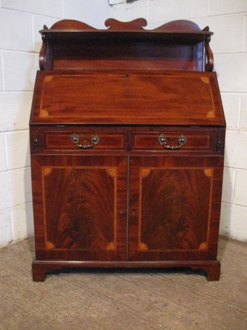 fig 1. ANTIQUE REGENCY INLAID MAHOGANY BUREAU C1800 WDB6068/6.10