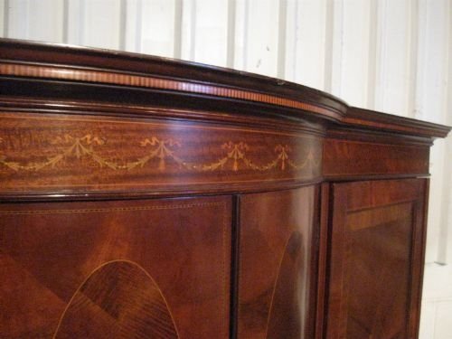 fig 1. ANTIQUE QUALITY EDWARDIAN INLAID MAHOGANY BREAKFRONT TRIPLE WARDROBE COMPACTUM C1900 WDB4998/12.10