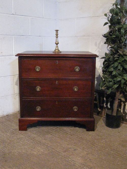 fig 1. ANTIQUE GEORGIAN REGENCY MAHOGANY DWARF SMALL CHEST OF DRAWERS C1800 WDB6032/12.10