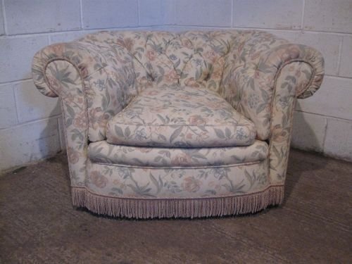 fig 1. ANTIQUE LARGE VICTORIAN UPHOLSTERED CHESTERFIELD CLUB ARMCHAIR C1880 WDB6086/12.10