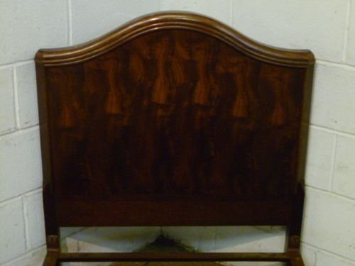 fig 2. SUPERB PAIR ANTIQUE EDWARDIAN MAHOGANY SINGLE BEDS BY WARING & GILLOWS OF LANCASTER C1920 WDB6091/19.10