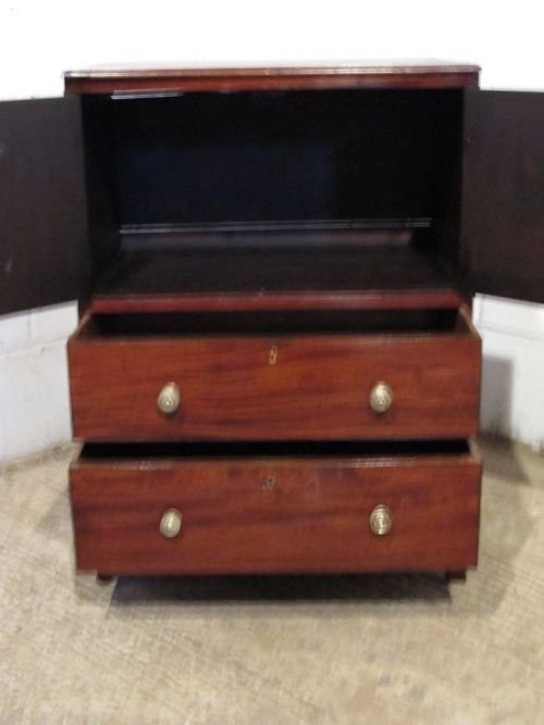fig 2. ANTIQUE REGENCY MAHOGANY POT CUPBOARD SIDE CABINET C1800 WDB6125/15.11
