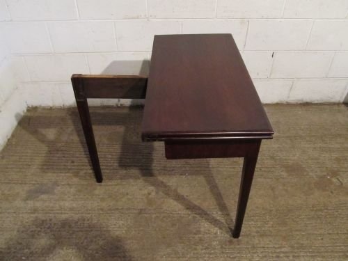 fig 1. ANTIQUE GEORGIAN MAHOGANY FOLD OVER TEA TABLE C1780 WDB6133/15.11