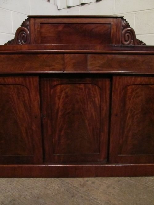 fig 2. ANTIQUE WILLIAM 1V MAHOGANY BREAKFRONT CHIFFONIER SIDEBOARD C1820 WDB6056/22.11