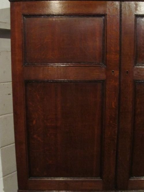 fig 2. ANTIQUE GEORGIAN OAK LINEN PRESS WARDROBE ARMOIRE C1780 WDB6149/22.11