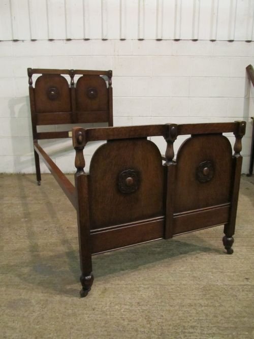 fig 4. SUPERB PAIR ANTIQUE EDWARDIAN OAK SINGLE BEDS BY STAPLES & CO MANUFACTURER TO HM KING GEORGE V C1915  WDB6130/29.11