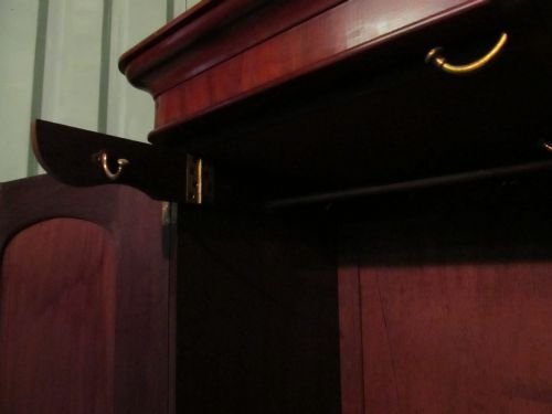 fig 2. ANTIQUE VICTORIAN MAHOGANY DOUBLE WARDROBE COMPACTUM C1850 WDB6214/4.1