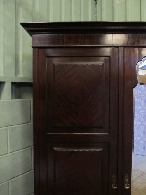 fig 2. ANTIQUE EDWARDIAN MAHOGANY TRIPLE WARDROBE COMPACTUM C1900 WDB6181/25.1