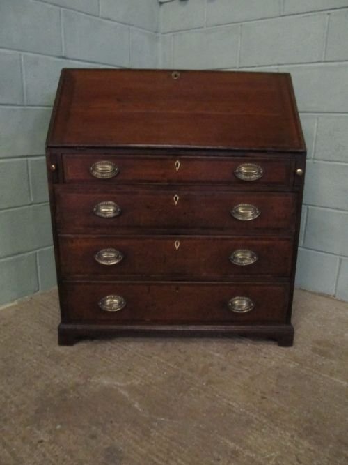 fig 1. ANTIQUE GEORGIAN COUNTRY OAK BUREAU DESK C1780 WDB2241/25.1