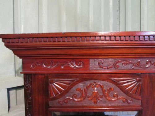 fig 2. ANTIQUE VICTORIAN MAHOGANY TRIPLE WARDROBE COMPACTUM C1890