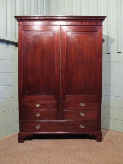 fig 1. ANTIQUE REGENCY MAHOGANY WARDROBE C1820 WDB6318/14.3