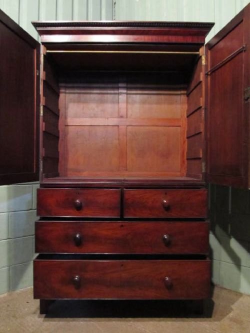 fig 2. ANTIQUE REGENCY MAHOGANY CLOTHES PRESS ON CHEST C1820 W6333/29.3