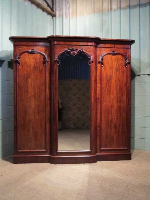 fig 1. ANTIQUE VICTORIAN MAHOGANY BREAKFRONT TRIPLE WARDROBE C1880 W6361/21.4.
