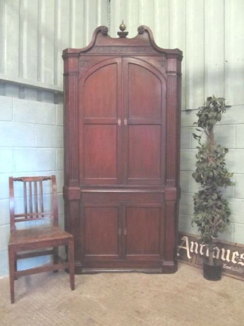 fig 1. ANTIQUE GEORGIAN MAHOGANY FULL HEIGHT CORNER CABINET C1780 W6242/1.2