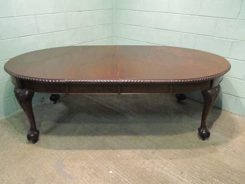 fig 2. ANTIQUE LATE VICTORIAN MAHOGANY EXTENDING DINING TABLE C1890 W6422/16.5 SEATS 10