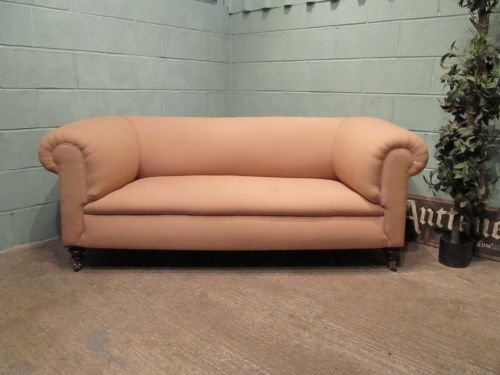 fig 1. ANTIQUE VICTORIAN CHESTERFIELD SOFA C1880 W6463/27.6