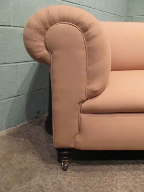 fig 2. ANTIQUE VICTORIAN CHESTERFIELD SOFA C1880 W6463/27.6