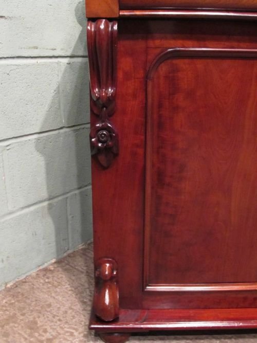 fig 2. ANTIQUE VICTORIAN MAHOGANY CHIFFONIER SIDEBOARD C1870 W6491/27.6