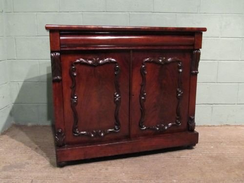 fig 1. ANTIQUE VICTORIAN MAHOGANY CHIFFONIER SIDEBOARD C1880 W6520/18.7
