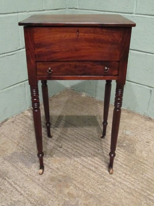fig 1. ANTIQUE REGENCY MAHOGANY WORKBOX SIDE TABLE C1800 W6533/1.8