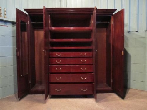fig 2. ANTIQUE WILLIAM 1V MAHOGANY BREAKFRONT WARDROBE COMPACTUM C1830 W6553/15.8