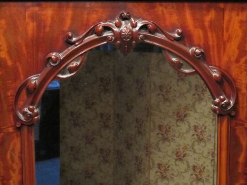 fig 2. ANTIQUE VICTORIAN MAHOGANY TRIPLE BREAKFRONT WARDROBE ARMOIRE COMPACTUM C1880 W6554/22.8