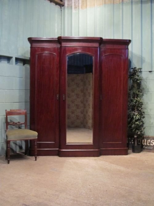 Antique Victorian Mahogany Breakfront Triple Wardrobe Compactum C1880 W6565/5.9