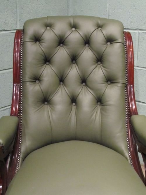 fig 2. ANTIQUE WILLIAM 1V MAHOGANY & LEATHER SCROLL ARM LIBRARY ARMCHAIR C1830 W6570/19.9