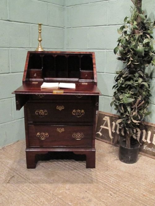 fig 1. ANTIQUE VICTORIAN MAHOGANY DWARF BUREAU C1890 W6637/1.11