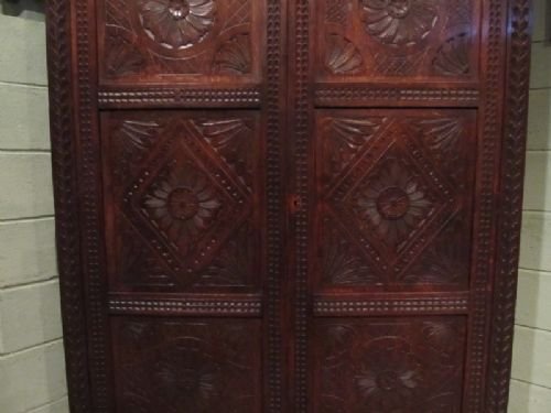 fig 1. ANTIQUE EARLY VICTORIAN CARVED OAK LIVERY CUPBOARD WARDROBE C1850 W6660/21.11