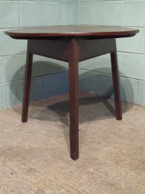 fig 2. ANTIQUE GEORGIAN OAK DROP LEAF CRICKET TABLE C1780 W6714/27.12
