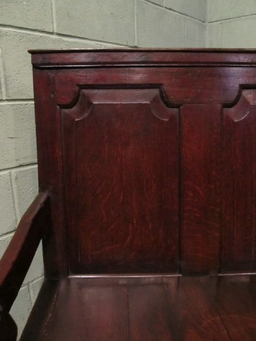 fig 1. ANTIQUE GEORGIAN OAK SETTLE BENCH C1750 W6725/4.1