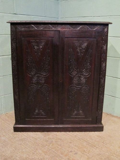fig 1. ANTIQUE VICTORIAN CARVED COUNTRY OAK BOOKCASE CUPBOARD C1860 WEMD16/4.1