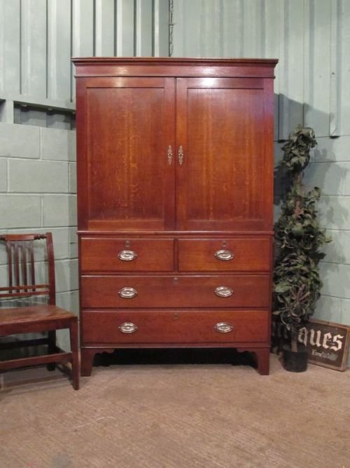 Antique Georgian Medium Oak Linen Press C1780 W6742/16.1