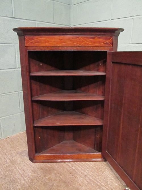 fig 2. ANTIQUE GEORGIAN OAK & MAHOGANY CORNER CUPBOARD C1780 W6750/16.1