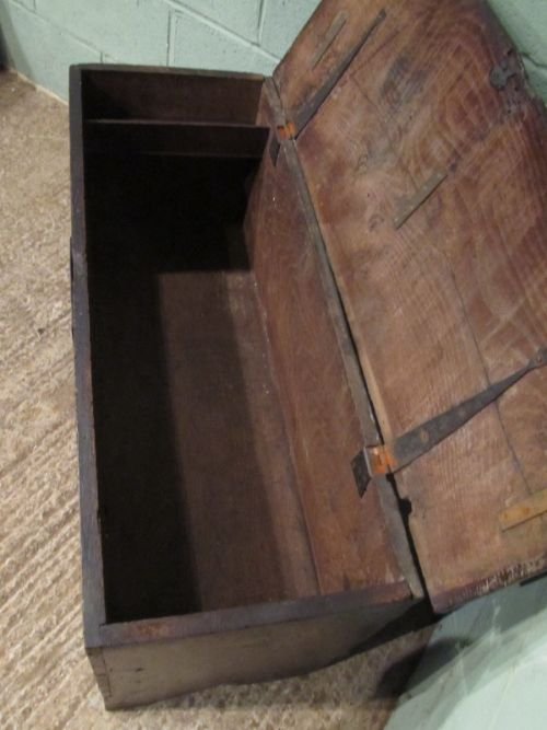fig 2. ANTIQUE EARLY 17TH CENTURY OAK COFFER BOX C1600 W6823/27.2
