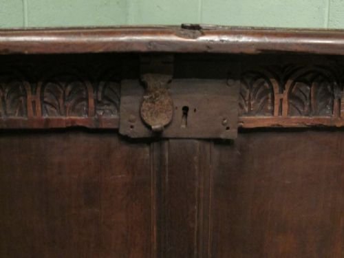 fig 1. ANTIQUE LARGE 17TH CENTURY COUNTRY OAK COFFER BOX C1680 W6825/27.2