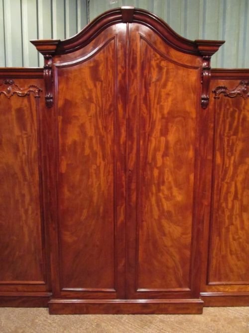 fig 1. ANTIQUE WILLIAM 1V MAHOGANY BREAKFRONT TRIPLE WARDROBE COMPACTUM C1830 W6866/12.3